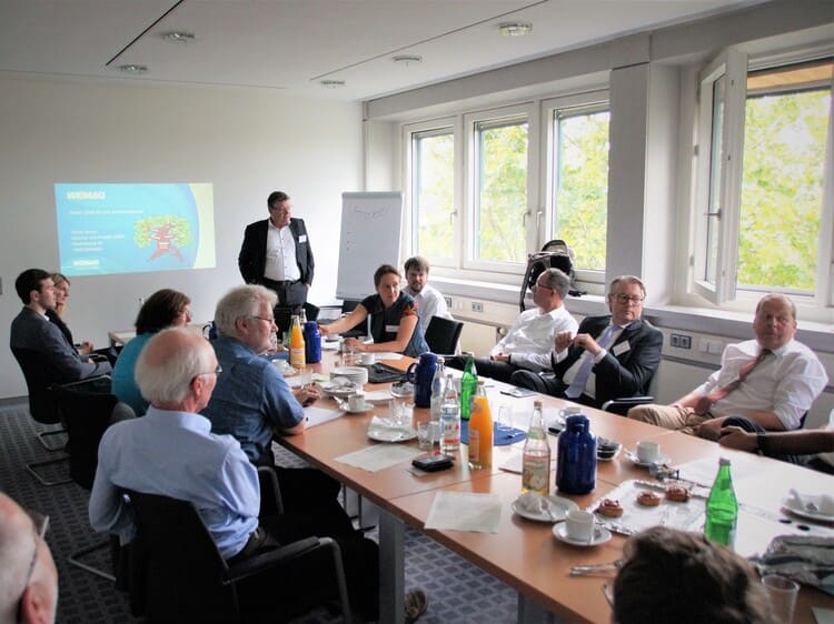 Nach den Vorträgen gab es in den Themenforen lebhafte Diskussionen und ergebnisorientierte Workshops.