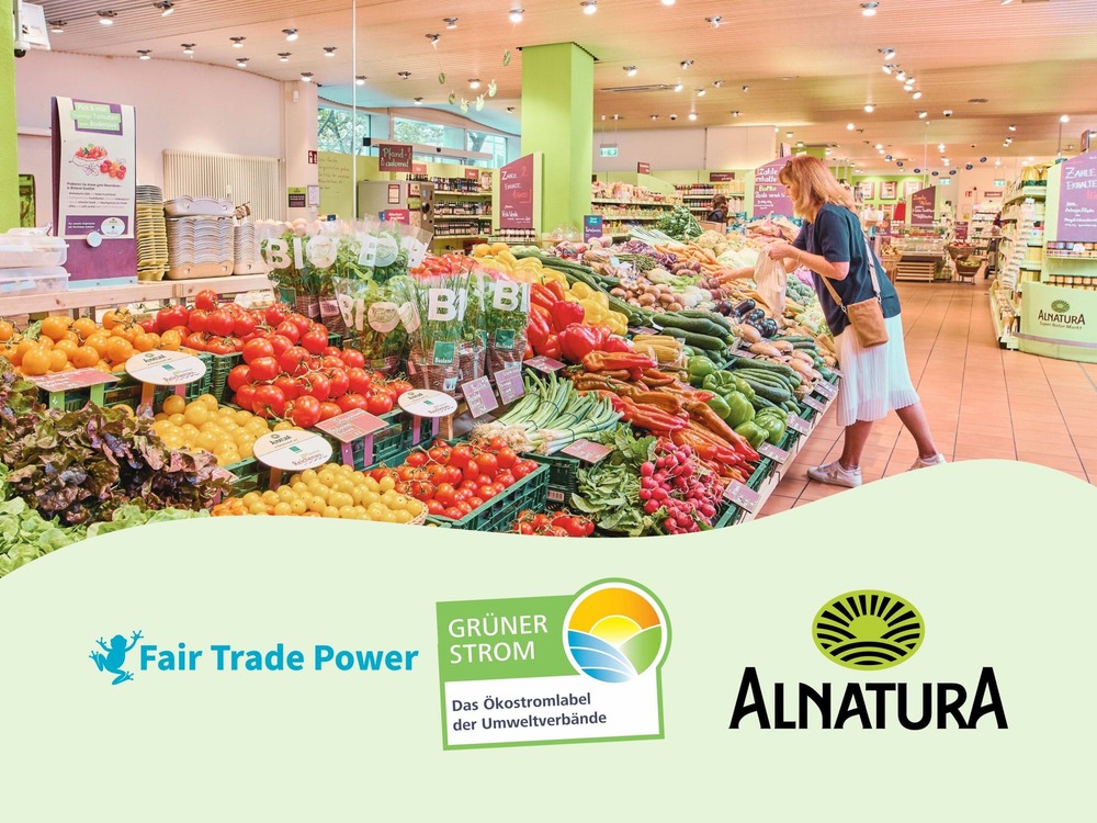 An Alnatura market with the labels of Fair Trade Power, Grüner Strom-Label and Alnatura.